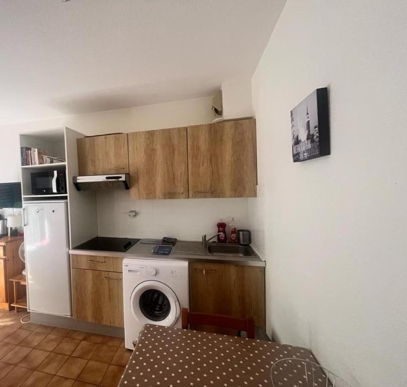 Studio Agreable De 21M2 Balaruc-les-Bains Εξωτερικό φωτογραφία